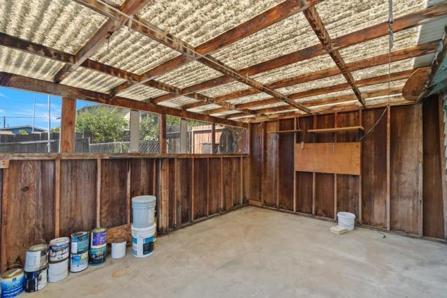 928 Lincoln Street, Watsonville CA: https://media.crmls.org/mediaz/e93f1801-3cf7-4b74-879a-07bf4a5b73ea.jpg