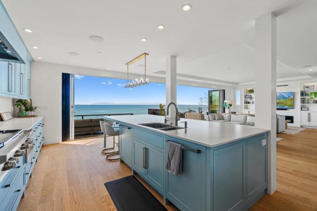 108 Grove Lane, Capitola CA: https://media.crmls.org/mediaz/e93f3610-86d7-4ec7-bb48-53c2fc6a3222.jpg