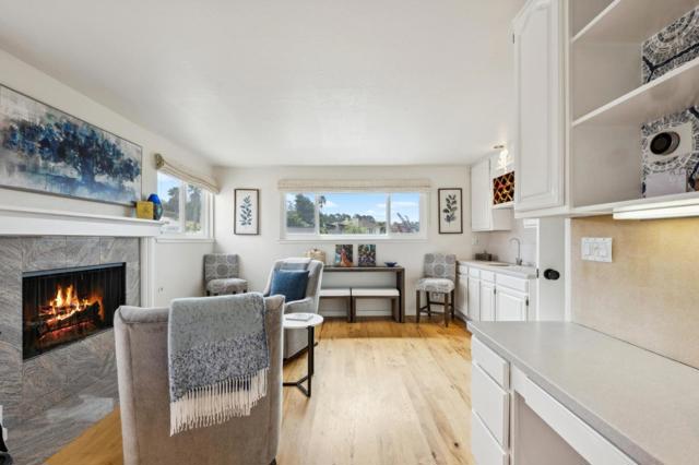 624 Terrace Avenue, Half Moon Bay CA: https://media.crmls.org/mediaz/e93f85a3-4357-4839-97d9-6687ad29d035.jpg