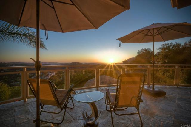 Detail Gallery Image 8 of 68 For 28521 Gladstone Ct, Escondido,  CA 92026 - 3 Beds | 3/1 Baths