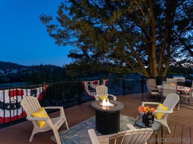 1209 Farmer Road, Julian CA: https://media.crmls.org/mediaz/e940831b-1c2d-4ddc-95e9-90fc269e3844.jpg