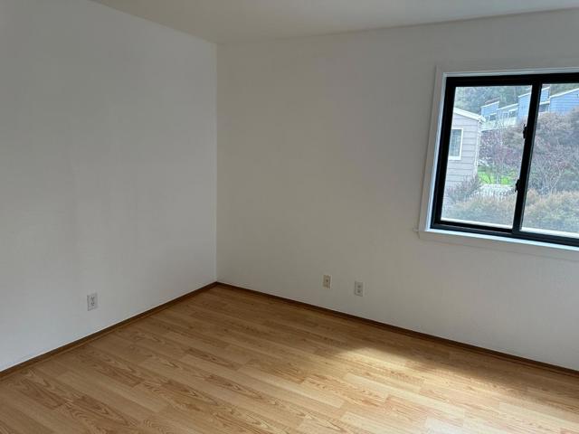 808 Red Leaf Court, San Francisco CA: https://media.crmls.org/mediaz/e9410295-f0fe-44b8-8f7c-4c463ff592b3.jpg
