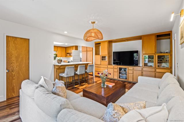 4567 New Hampshire Street, San Diego CA: https://media.crmls.org/mediaz/e941fca2-aa35-4875-984c-118cef079d92.jpg