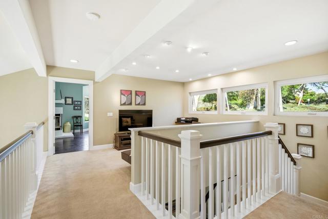 Detail Gallery Image 19 of 41 For 13184 Janetta Pl, San Diego,  CA 92130 - 4 Beds | 3 Baths