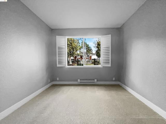 33 Shoreline, Richmond, California 94804, 2 Bedrooms Bedrooms, ,1 BathroomBathrooms,Condominium,For Sale,Shoreline,41055171