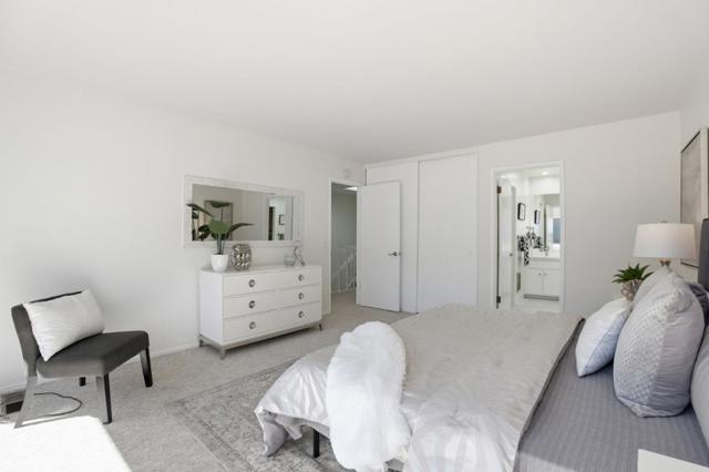 315 Carlos Avenue, Redwood City CA: https://media.crmls.org/mediaz/e9459c5d-d5db-4280-ae43-c6921603514a.jpg