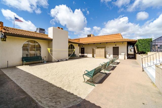 718 Sycamore Avenue, Vista CA: https://media.crmls.org/mediaz/e94600fd-9560-4aaa-b588-834e3ba54407.jpg