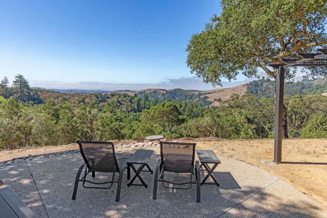 12725 Old La Honda Road, Woodside CA: https://media.crmls.org/mediaz/e946a3e1-c145-4dd3-9e4b-b2b9571cb09a.jpg