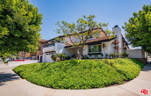 12294 Sunset Park Way, Los Angeles, CA 90064