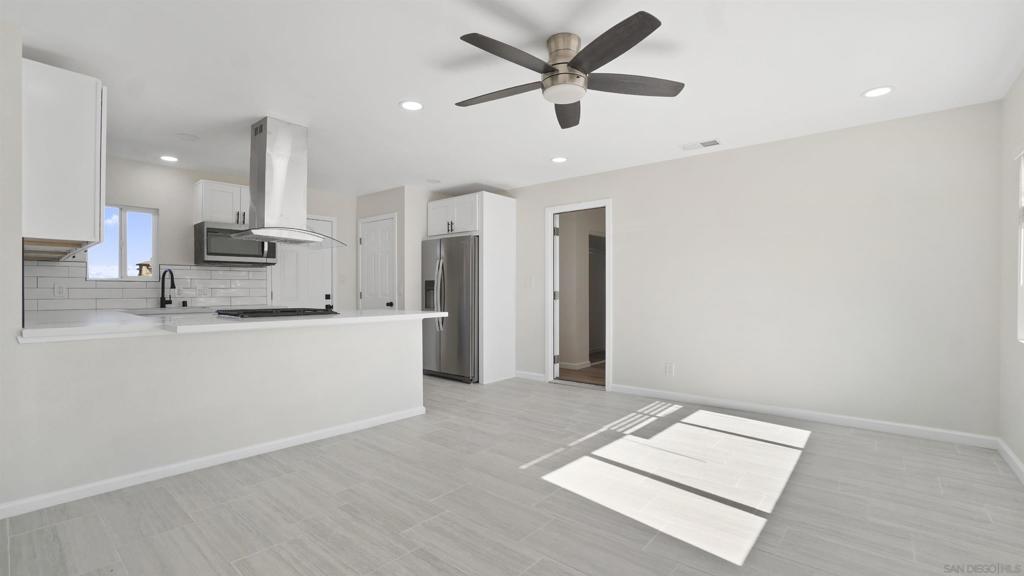 MLS #250042675SD image #5