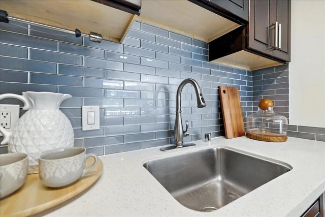 400 Davey Glen Road, Belmont CA: https://media.crmls.org/mediaz/e94871bf-4cdb-47b6-8b8a-a8457b47b16a.jpg