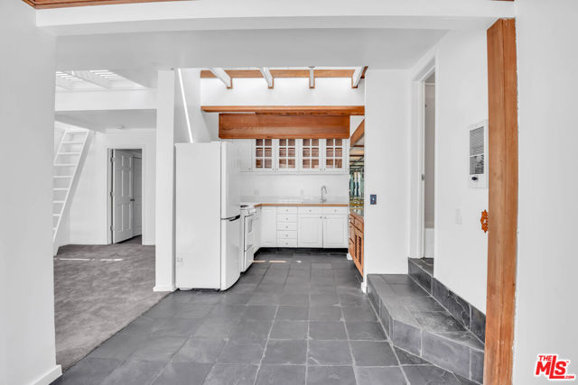6456 Surfside Way, Apt. photo 6