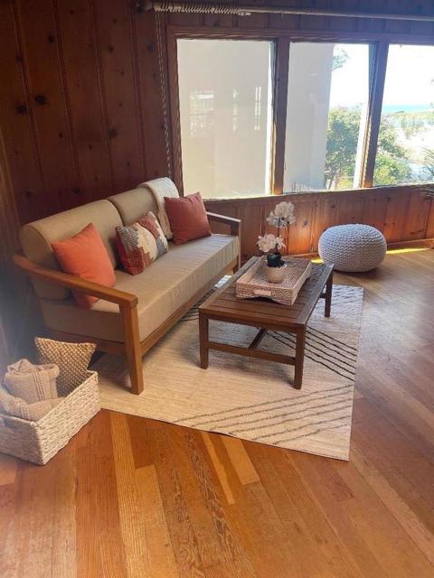 241 Palisades Avenue, Santa Cruz CA: https://media.crmls.org/mediaz/e948c35e-0a2c-4190-9936-6617cfe76e60.jpg