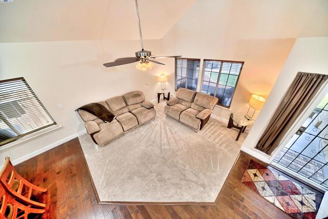 4516 Old Mill Ct, Salida CA: https://media.crmls.org/mediaz/e948eb2e-721c-4a31-baba-03fabbeffc71.jpg
