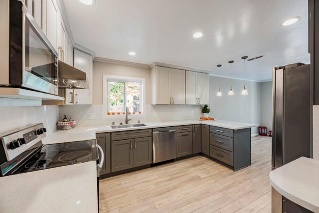 20 Queen Anne Court, Millbrae CA: https://media.crmls.org/mediaz/e948fc08-28a7-4a14-af0e-1fb6b56fce10.jpg
