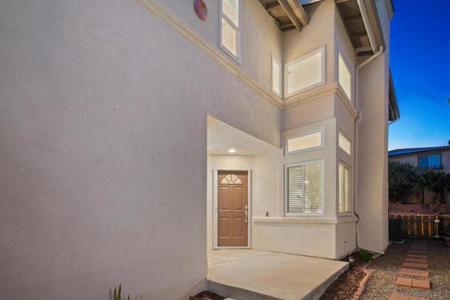 1614 Wesley Way, Vista CA: https://media.crmls.org/mediaz/e949268e-7624-4711-95fd-ecce7da808b8.jpg