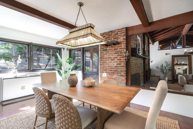 Detail Gallery Image 16 of 51 For 10400 Mcbroom St, Sunland,  CA 91040 - 3 Beds | 2/1 Baths