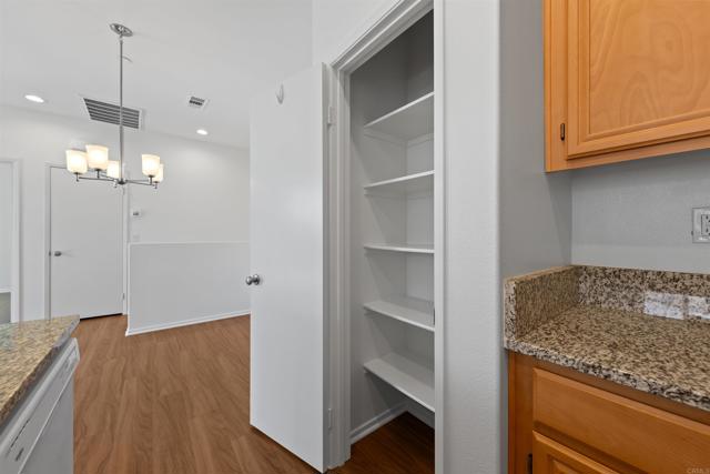 Detail Gallery Image 5 of 11 For 1712 Santa Christina Ave #1,  Chula Vista,  CA 91913 - 2 Beds | 2 Baths
