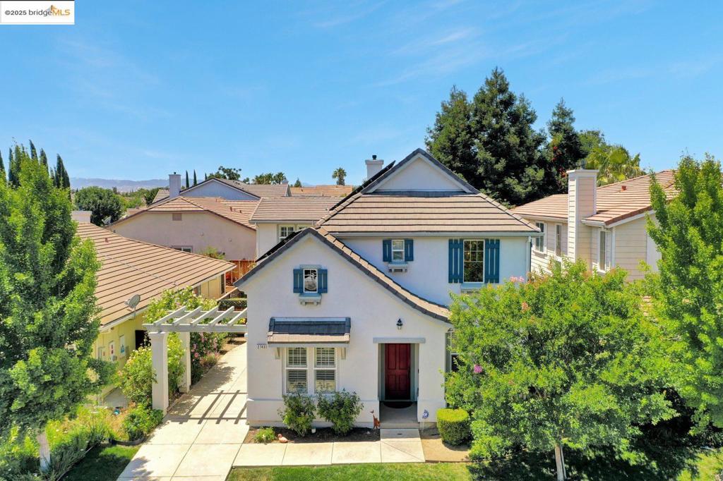 2743 Cathedral Cir