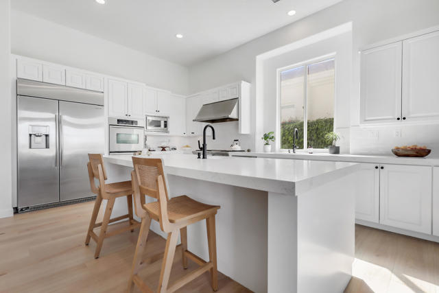 51075 Marbella Court, La Quinta CA: https://media.crmls.org/mediaz/e94a742c-30f4-4cdc-9114-22f21588d046.jpg