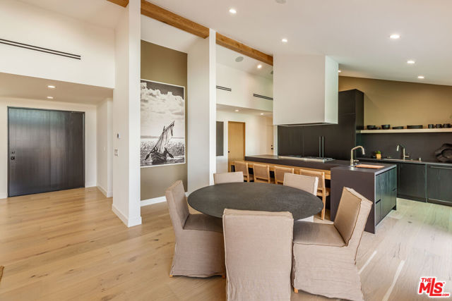 5259 Lewis Road, Agoura Hills CA: https://media.crmls.org/mediaz/e94bd773-b071-402f-a8b3-75565ca42f25.jpg
