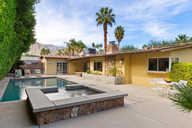 1387 E Verbena Drive, Palm Springs CA: https://media.crmls.org/mediaz/e94dbb91-6312-4e81-8282-29945019f445.jpg