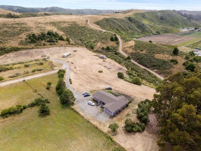5677 Cloverdale Road, Pescadero CA: https://media.crmls.org/mediaz/e94e48ec-c727-4868-b5bd-37cbe7e79346.jpg