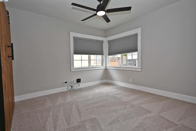 5706 Brookdale Ave, Oakland CA: https://media.crmls.org/mediaz/e94e8abd-d3ea-4e64-9792-e9a8c396e9ae.jpg