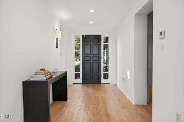 612 Shasta Drive, Santa Paula CA: https://media.crmls.org/mediaz/e94eb1a1-d1c6-4d57-8e27-16236b2bf5a8.jpg