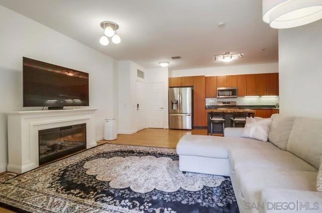 1465 C St, San Diego CA: https://media.crmls.org/mediaz/e94f0fae-436e-42be-8cf5-1bf42169f10f.jpg