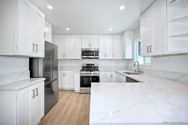 2680 L St, San Diego CA: https://media.crmls.org/mediaz/e94fa8ba-deeb-4318-9a10-44854b1ea70a.jpg