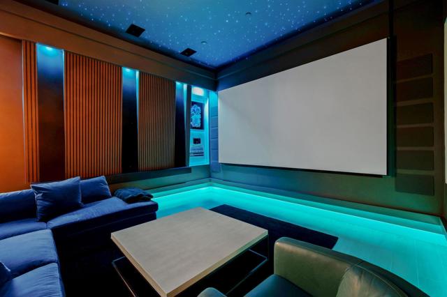 77300 Coyote Creek, Indian Wells CA: https://media.crmls.org/mediaz/e9507422-59ed-4bd4-a643-fe69b45fb162.jpg