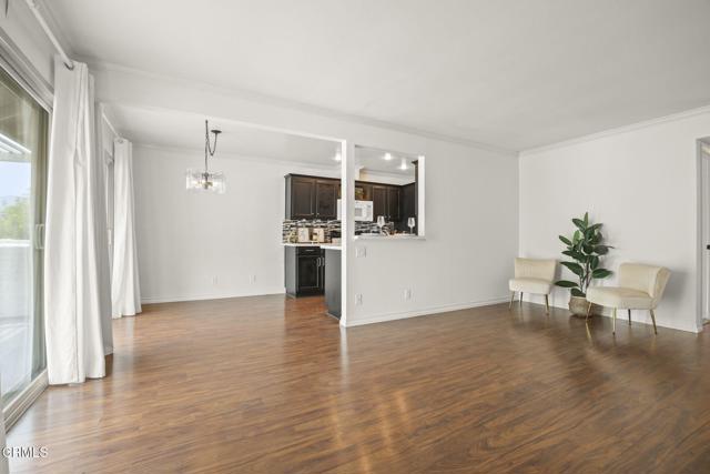 1223 Landsburn Circle, Westlake Village CA: https://media.crmls.org/mediaz/e95095ae-223a-496f-bc39-df0b1cf54455.jpg