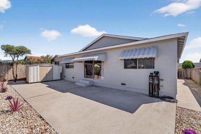 759 Bronte Avenue, Watsonville CA: https://media.crmls.org/mediaz/e950cf52-47f9-49f5-9070-55a67d64ce5c.jpg