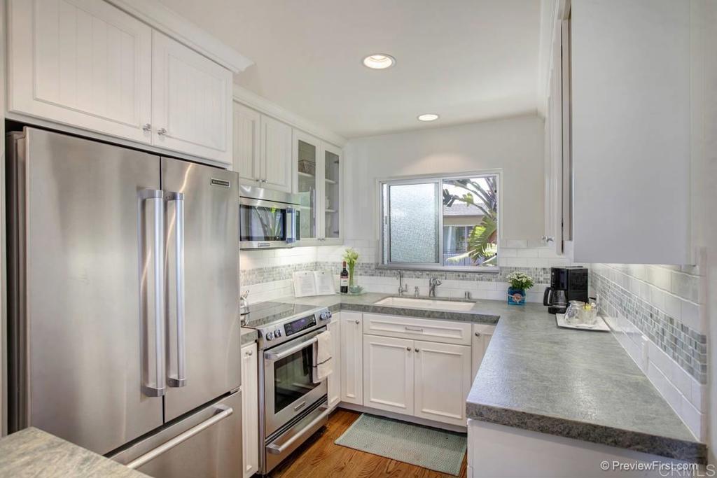 155 15th St - photo 4