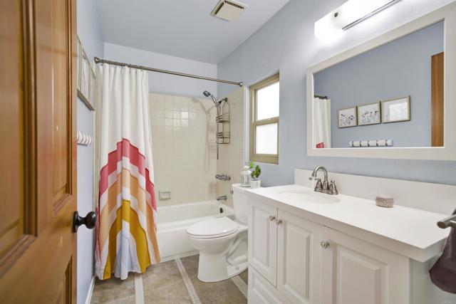 Detail Gallery Image 21 of 33 For 1337 Gary Ln, Escondido,  CA 92026 - 2 Beds | 2/1 Baths