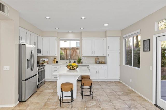 Image 13 of 47 For 230 Venetia Way