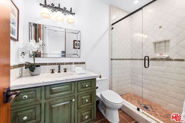 5850 Lapworth Drive, Agoura Hills CA: https://media.crmls.org/mediaz/e9544e12-9f1a-448e-a6a9-14cff009972a.jpg