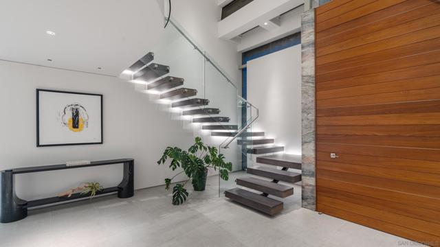 1230 Neptune Ave, Encinitas CA: https://media.crmls.org/mediaz/e954ed72-dc96-4017-ad76-a7962f14d2af.jpg
