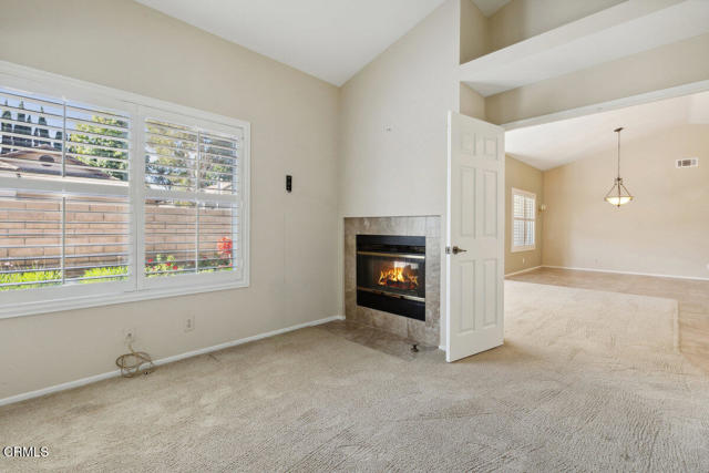 Detail Gallery Image 28 of 38 For 297 Estancia Pl, Camarillo,  CA 93012 - 2 Beds | 2 Baths