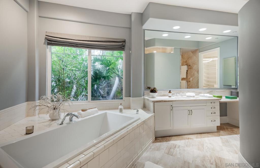 MLS #250039866SD image #19