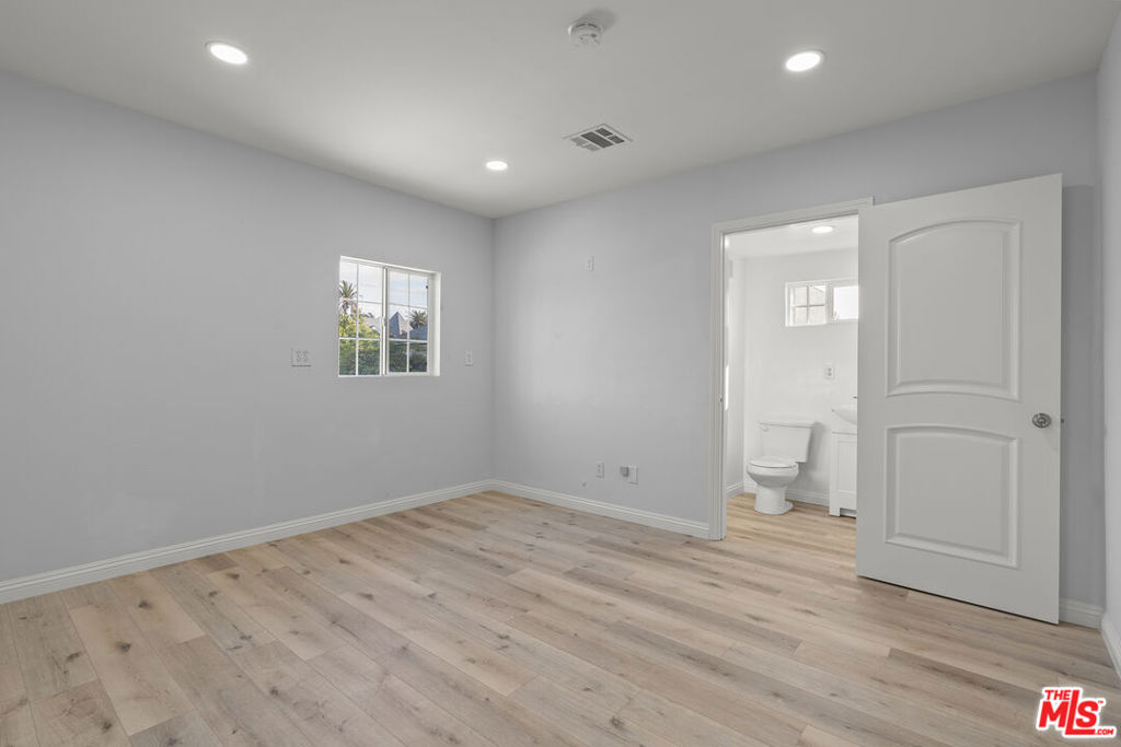MLS #26853527 image #16