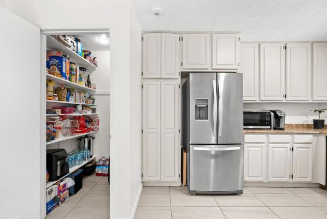 19125 Marjorie Road, Salinas CA: https://media.crmls.org/mediaz/e9562151-6687-49e6-a992-3cfabc4bce80.jpg