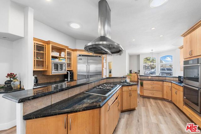 42094 W 21st Street, Lancaster CA: https://media.crmls.org/mediaz/e9567ab2-0e14-41ab-b300-52b5b089504b.jpg