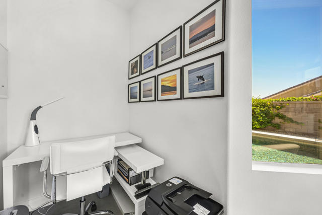 78189 Kensington Avenue, Palm Desert CA: https://media.crmls.org/mediaz/e9568289-3801-4c32-a7d7-d0508461c0bd.jpg