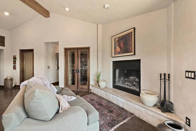 19375 Montevina Road, Los Gatos CA: https://media.crmls.org/mediaz/e9570a4e-cabf-463d-8325-0cebe264a910.jpg
