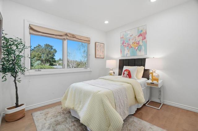 215 Vista De Sierra, Los Gatos CA: https://media.crmls.org/mediaz/e9576451-a708-44ab-b563-ea046008acc9.jpg