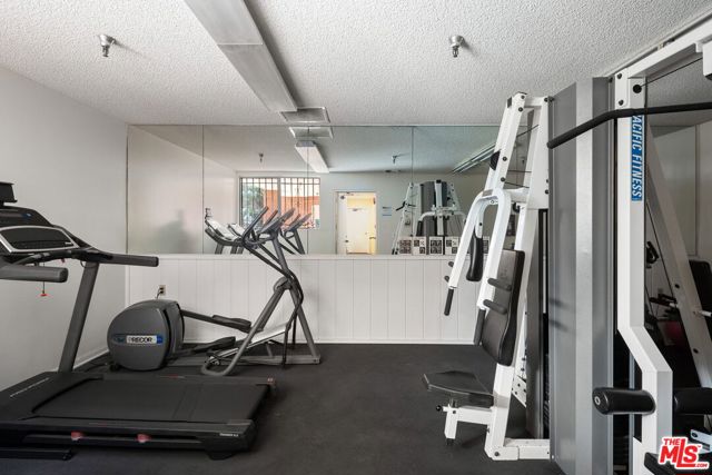 8828 Pershing Drive, Playa del Rey CA: https://media.crmls.org/mediaz/e957a6bd-b823-4923-8a1c-6c7327c23c1a.jpg
