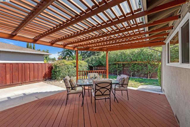 5135 Charlotte Way, Livermore CA: https://media.crmls.org/mediaz/e958803f-e819-45de-b33b-105cbc82fb23.jpg