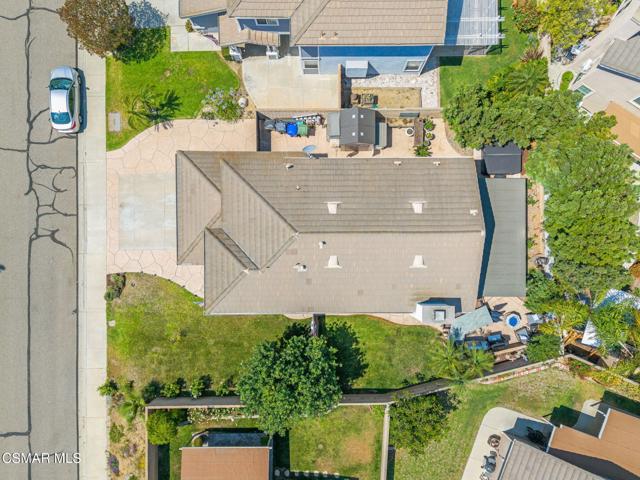 2758 Briarpatch Drive, Simi Valley CA: https://media.crmls.org/mediaz/e9592de5-4336-426a-afcd-41fab4b45673.jpg